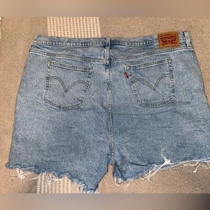 Levi’s Plus Size Shorts